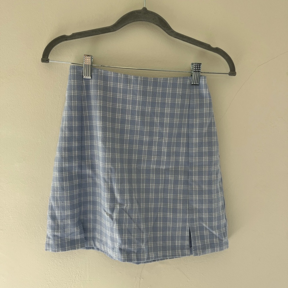 Brandy Melville mini skirt